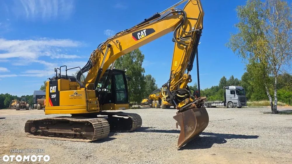 Caterpillar 325f - 1