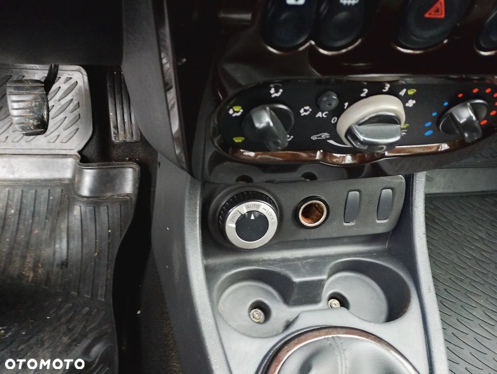 Dacia Duster dCi 110 FAP 4x4 Destination - 10