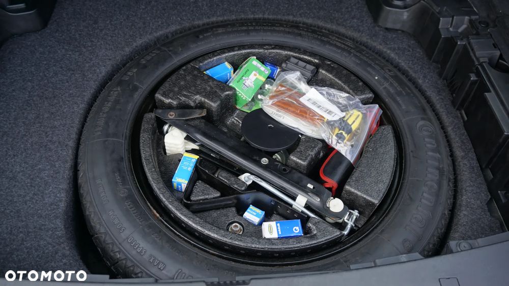 BMW Seria 5 520d - 37