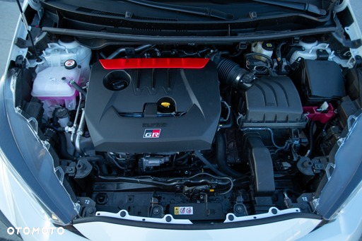 Toyota Yaris GR 1.6 Dynamic - 10