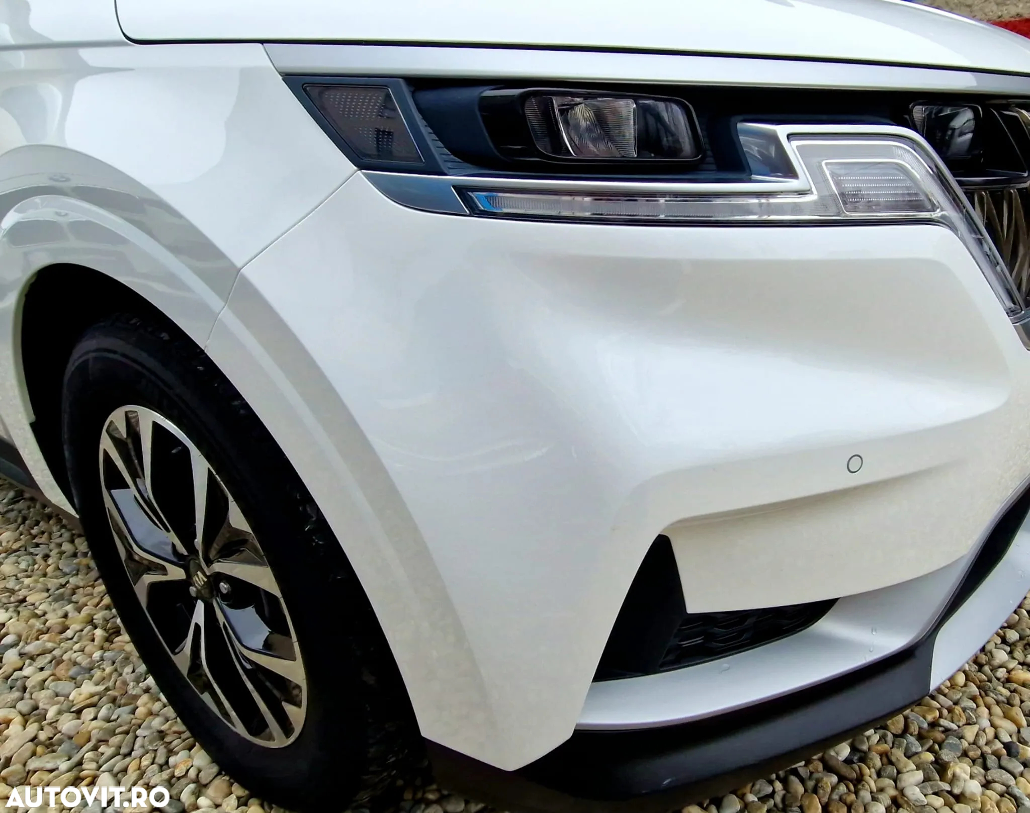 Kia Carnival - 19