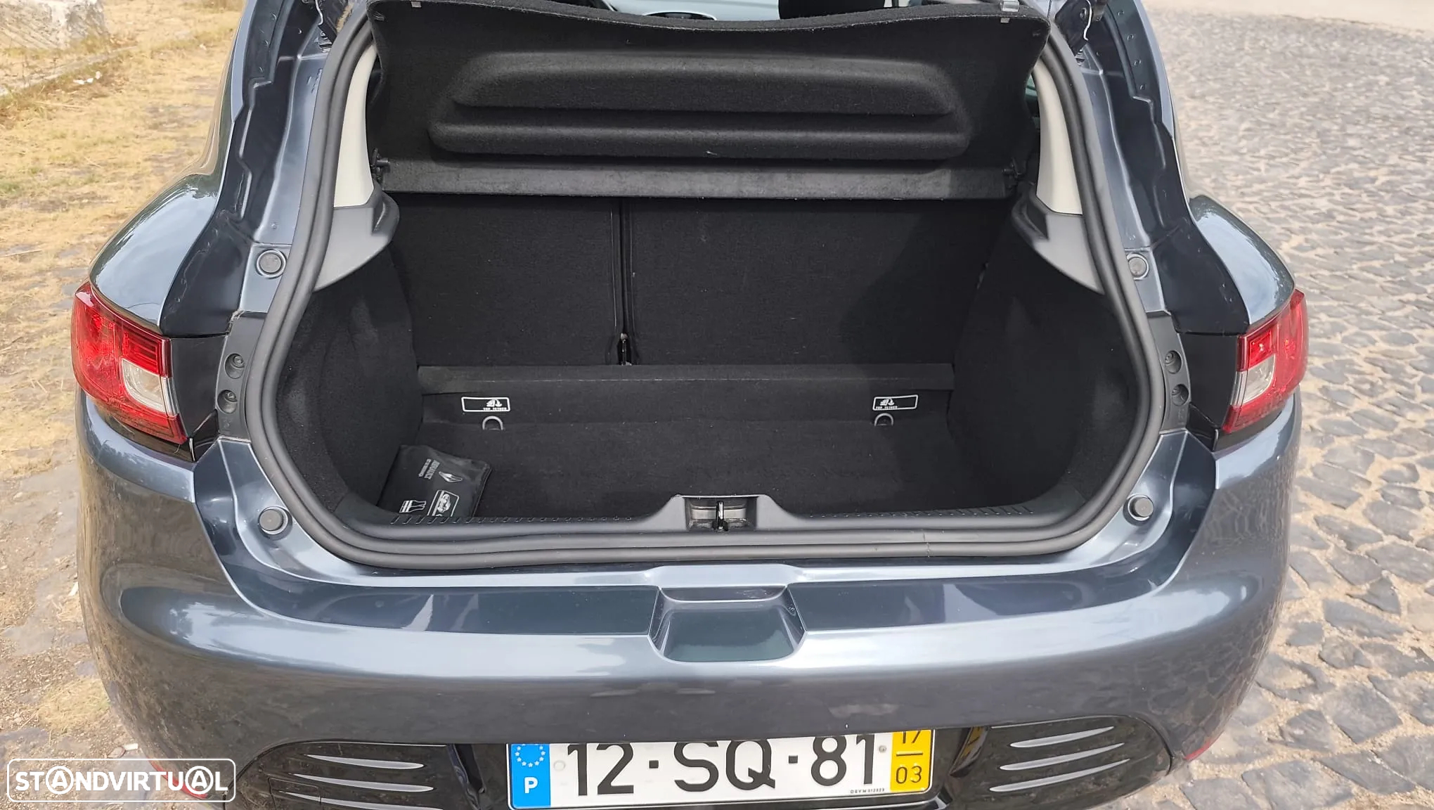 Renault Clio 1.5 dCi Limited EDition - 15