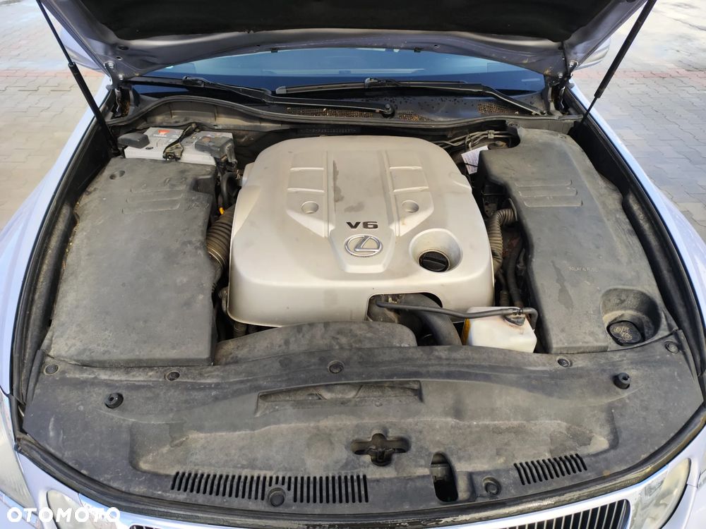 Lexus GS - 16
