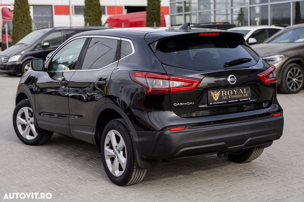 Nissan Qashqai 1.6 DIG-T N-Connecta - 4
