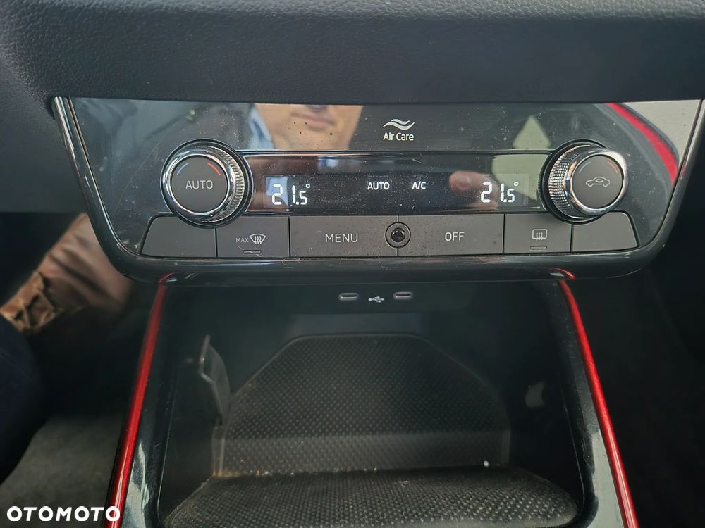 Skoda Fabia 1.0 TSI Monte Carlo DSG - 24