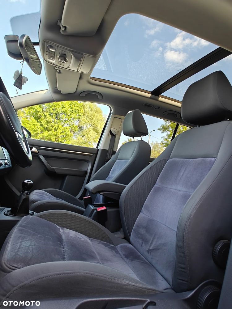 Volkswagen Touran 1.6 TDI DPF Highline - 17