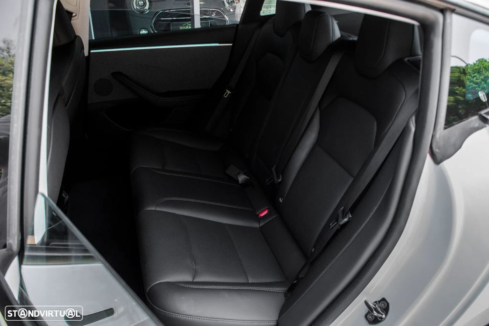 Tesla Model 3 Standard Range Plus RWD - 25