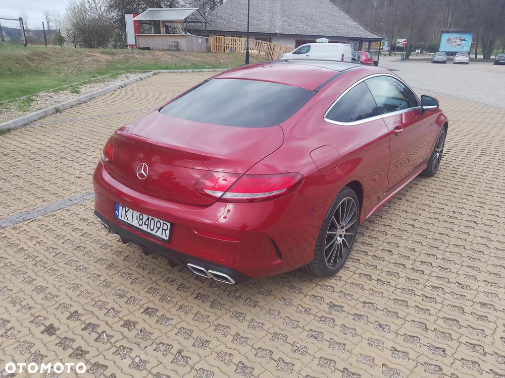 Mercedes-Benz Klasa C 300 7G-TRONIC - 11