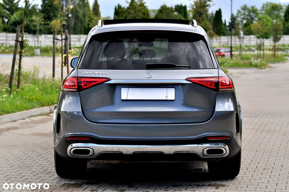 Mercedes-Benz GLE 300 d 4Matic 9G-TRONIC AMG Line - 14