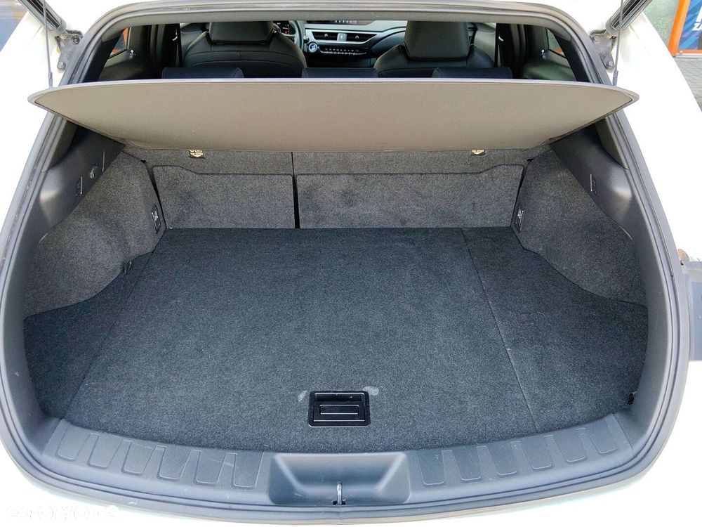 Lexus UX 250h GPF F Impression 2WD - 30