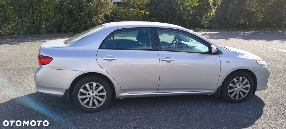 Toyota Corolla 1.6 Premium - 3