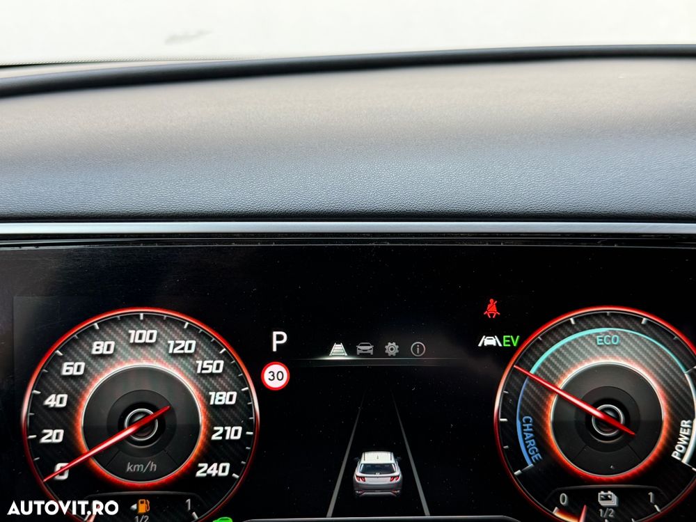 Hyundai Tucson 1.6 T-GDi HEV 2WD Select - 10