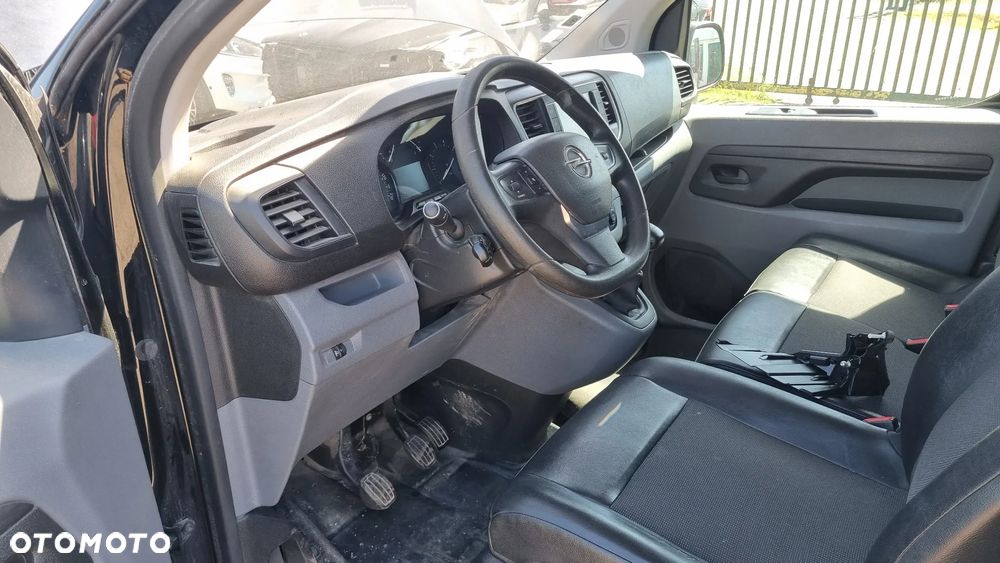 Opel Vivaro - 29