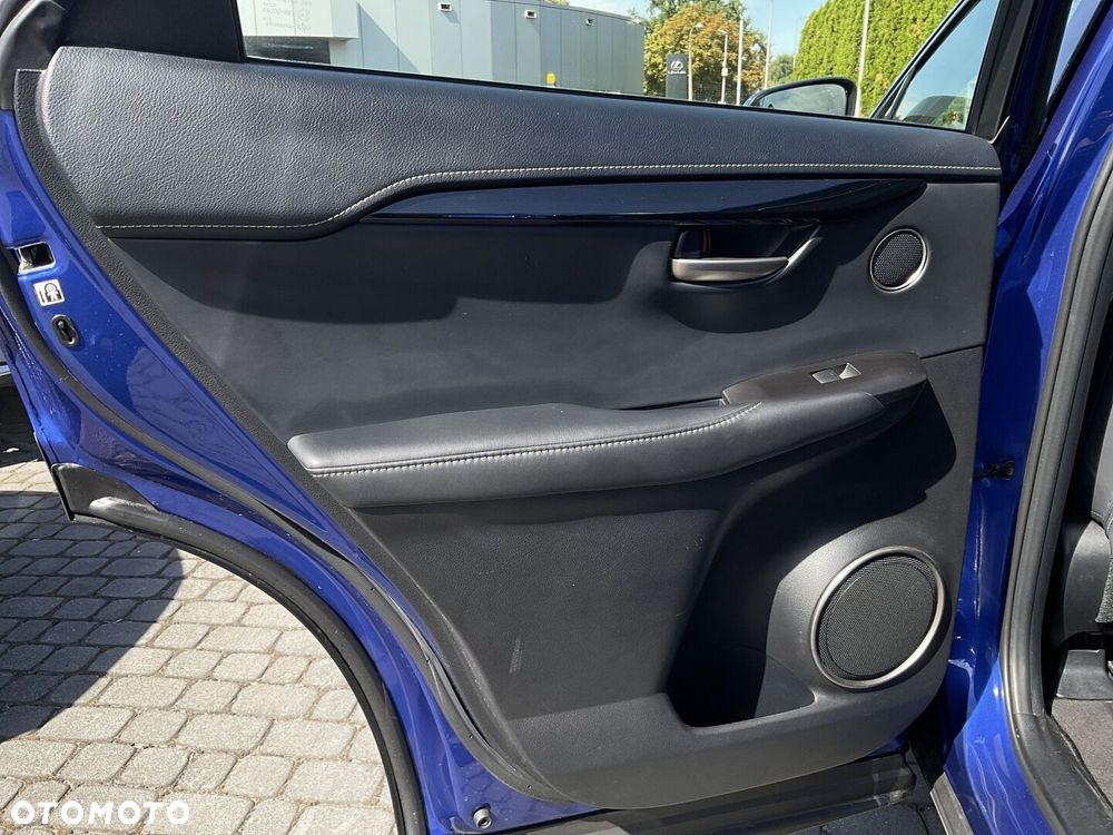 Lexus NX 200t Elite AWD - 14