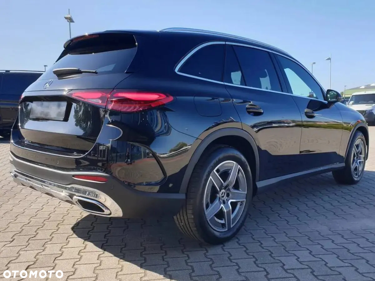 Mercedes-Benz GLC 220 d 4-Matic - 2