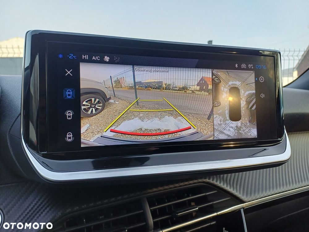 Peugeot 2008 PureTech 130 Allure S&S EAT8 - 21