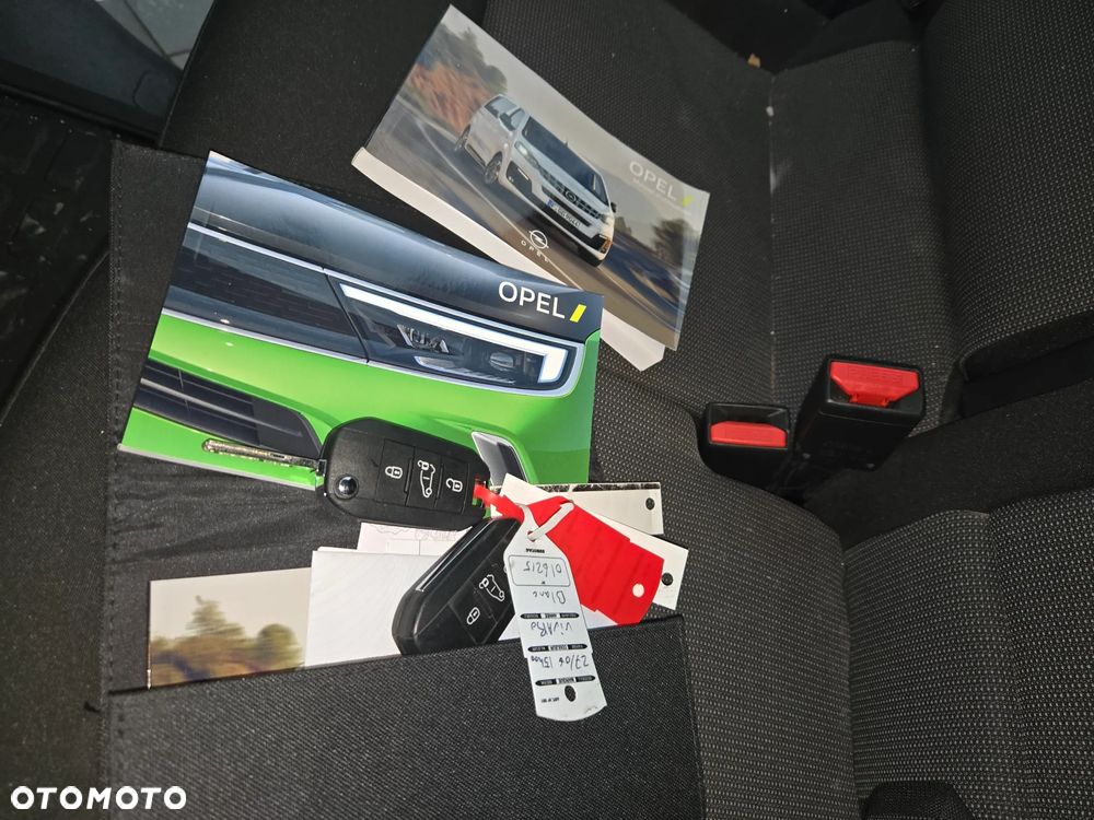 Opel VIVARO - 13