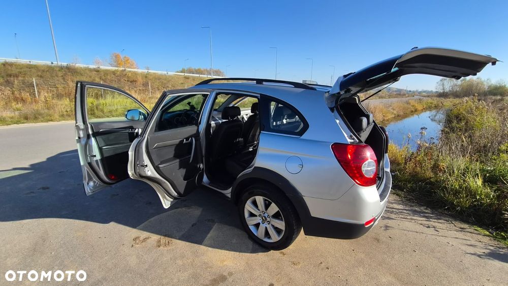 Chevrolet Captiva 2008 photo 3