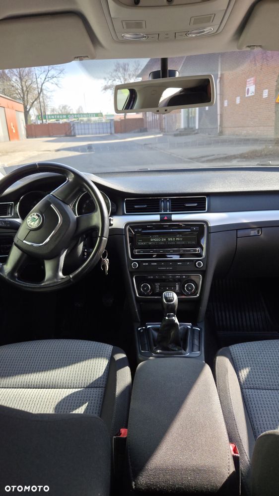 Skoda Superb 2.0 TDI Comfort - 19