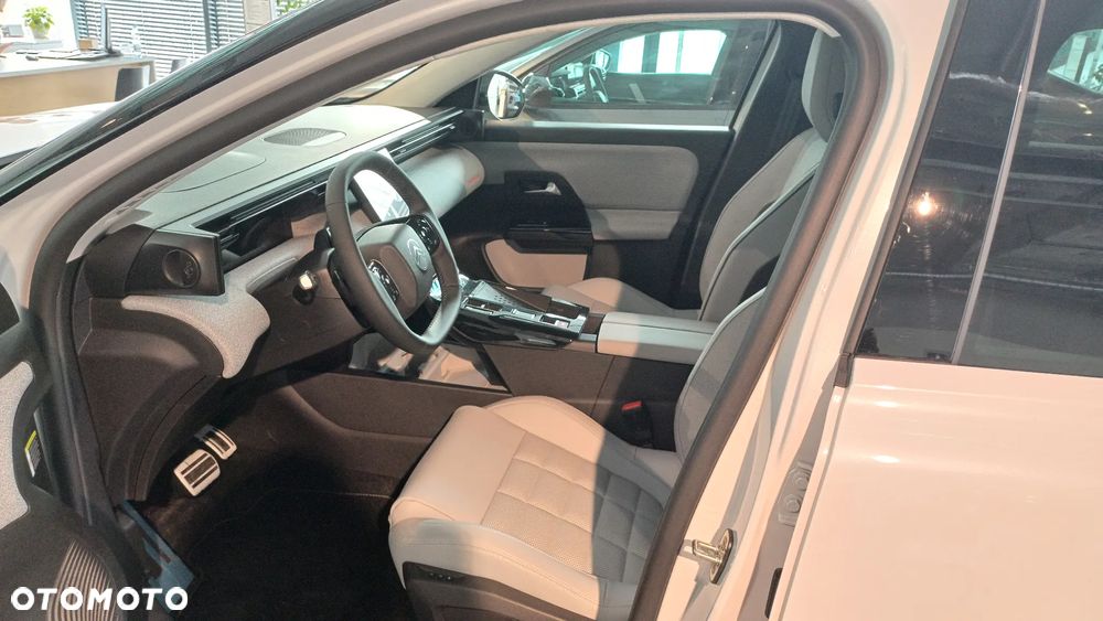 Citroën C5 Aircross 1.2 mHEV Max eDCT6 - 9