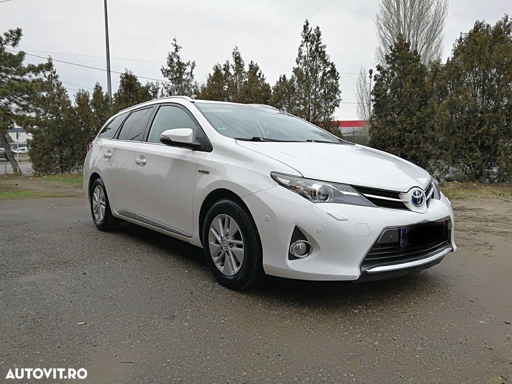 Toyota Auris 1.8 VVT-i Automatik Executive - 4