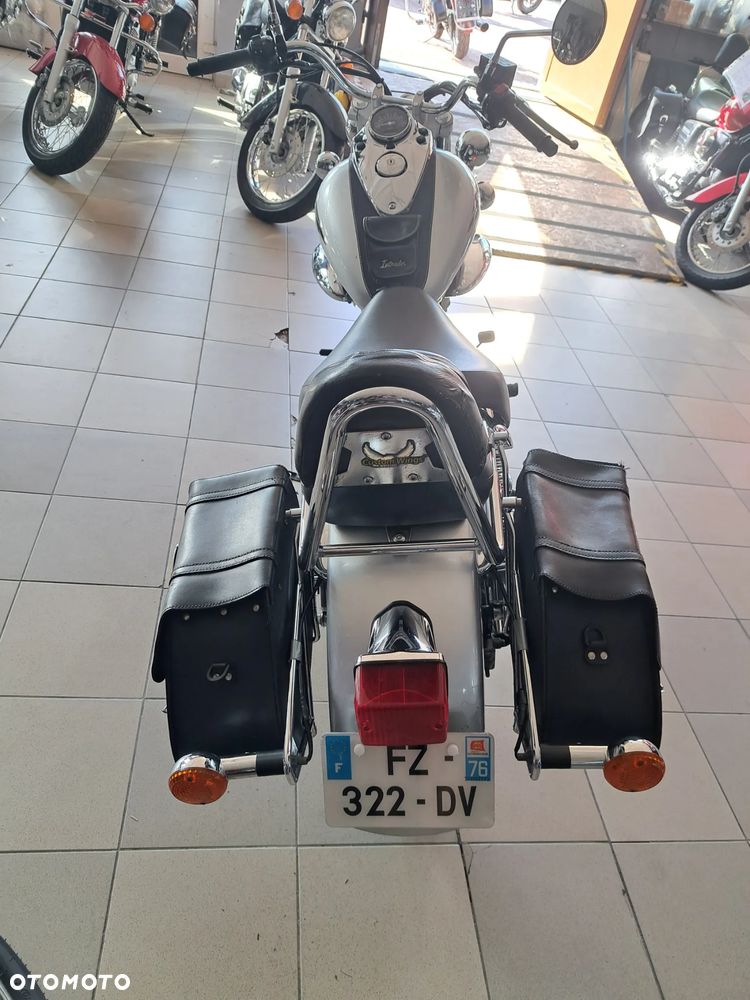 Suzuki Intruder - 7