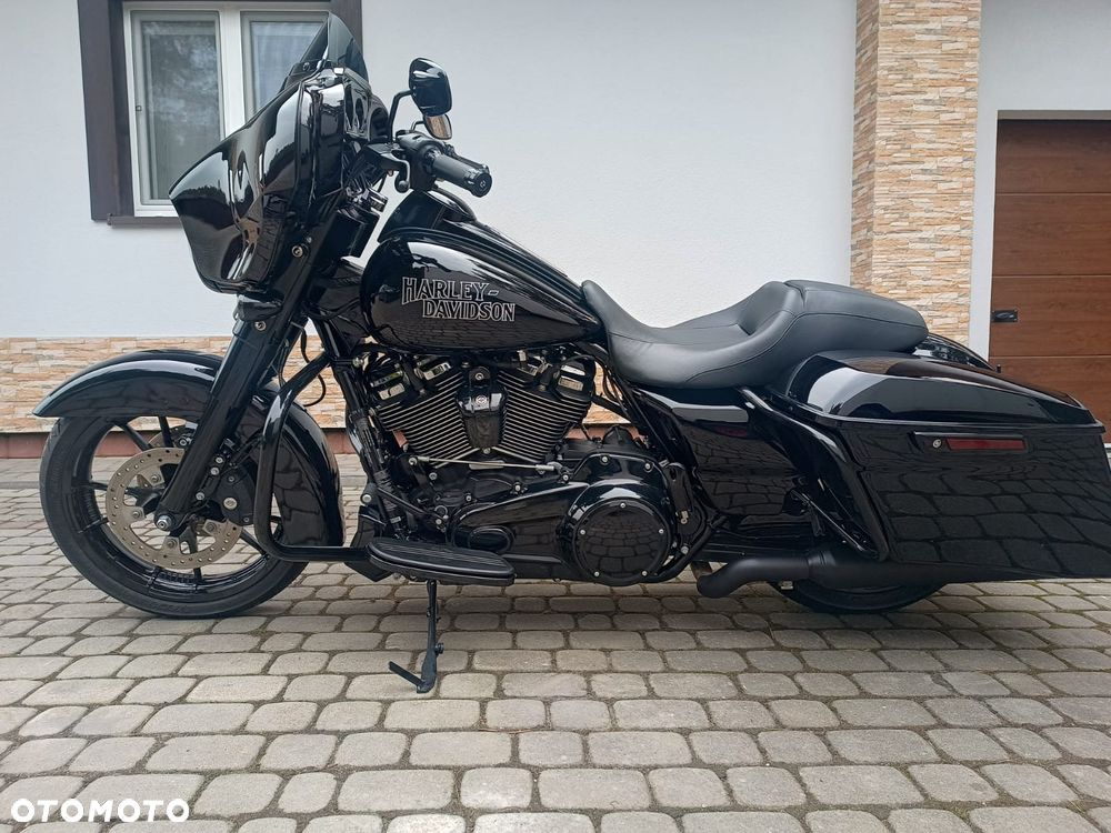 Harley-Davidson Touring Street Glide - 1
