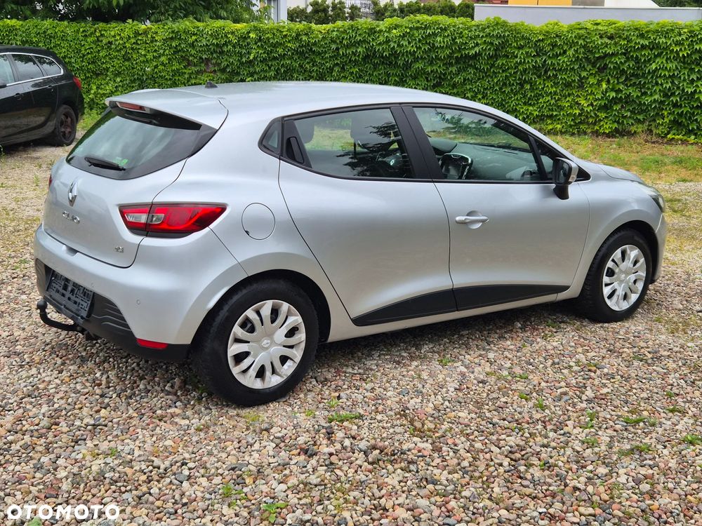 Renault Clio 1.5 dCi 75 Expression - 4