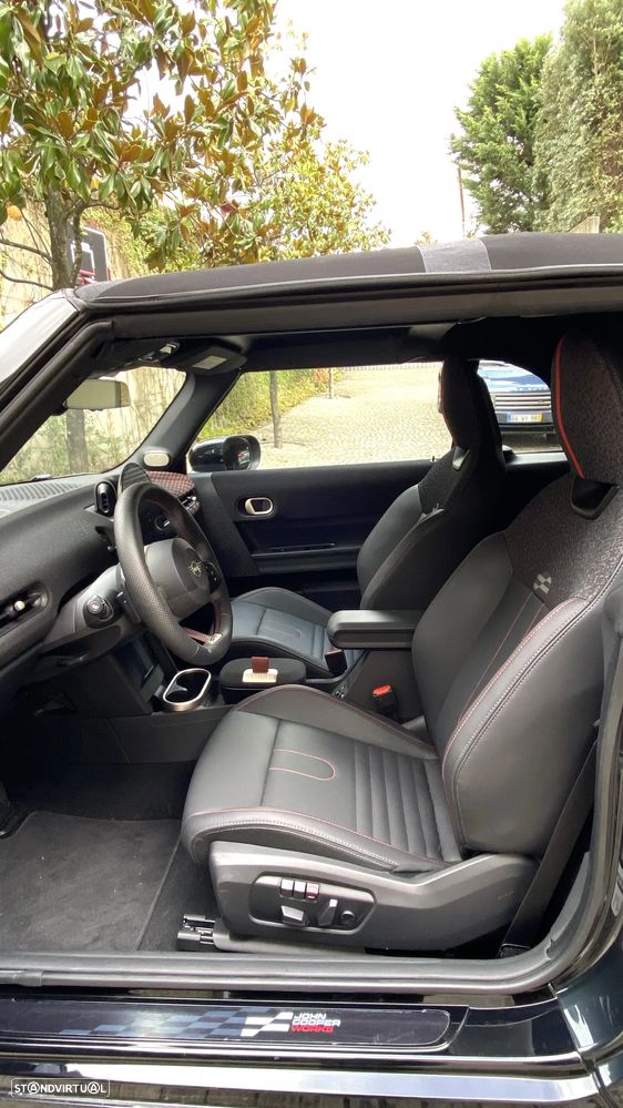 MINI Cabrio Cooper C JCW - 14