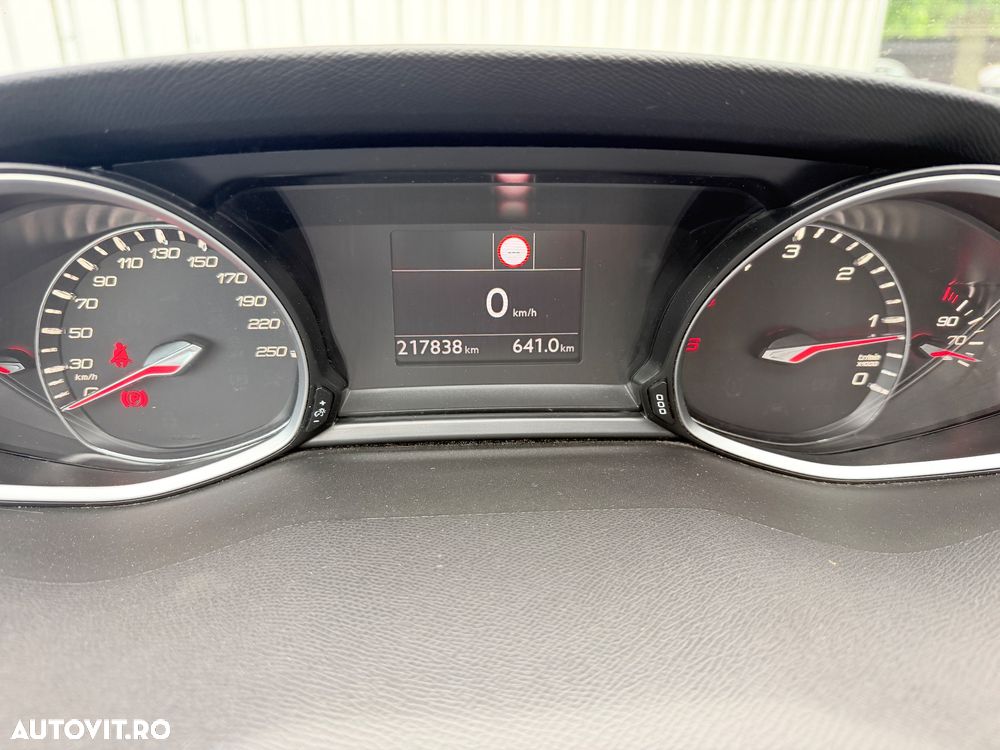 Peugeot 308 1.5 BlueHDi FAP STT Active Pack - 26