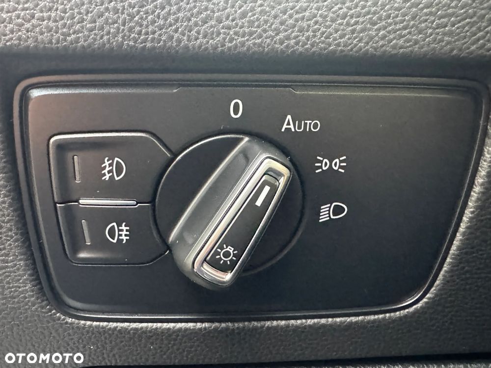 Volkswagen Passat 2.0 TDI BMT Highline - 23