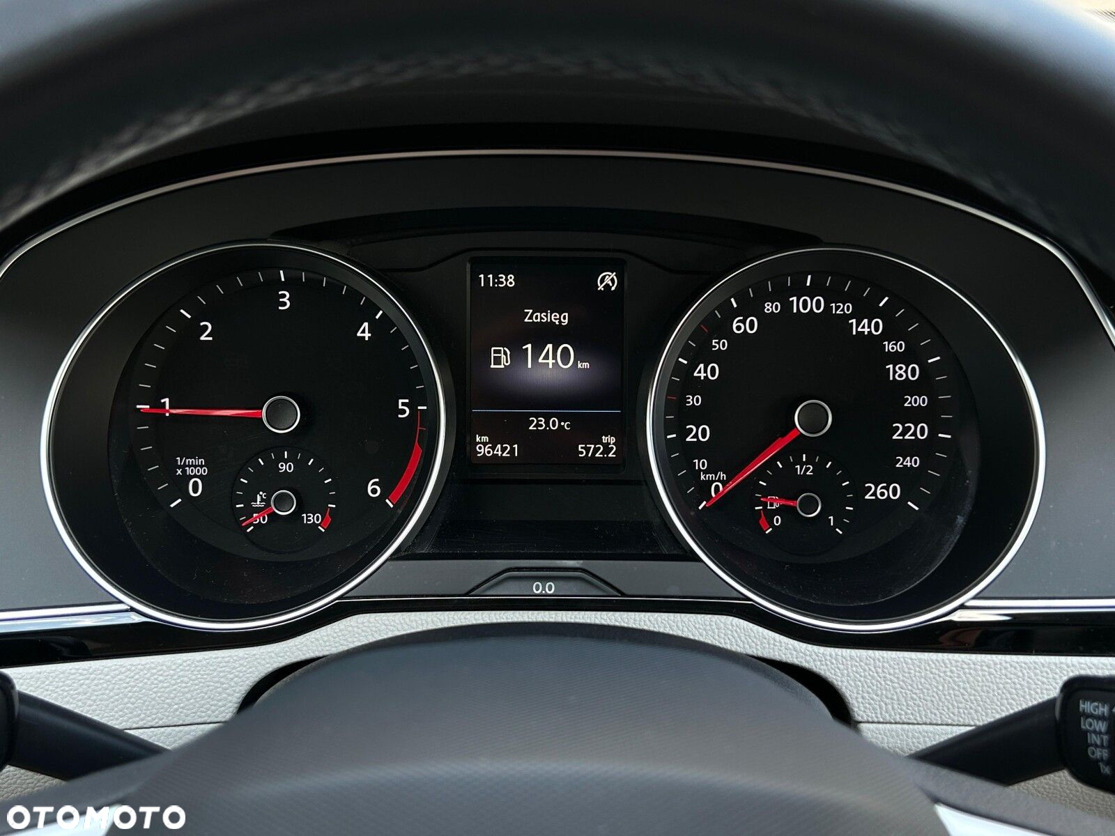 Volkswagen Passat 2.0 TDI EVO Elegance - 22