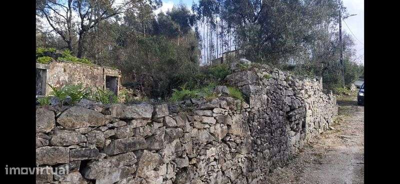 Terreno urbano com ruina- Urban Land with Ruins for Sale – 218m² in At - Grande imagem: 3/5