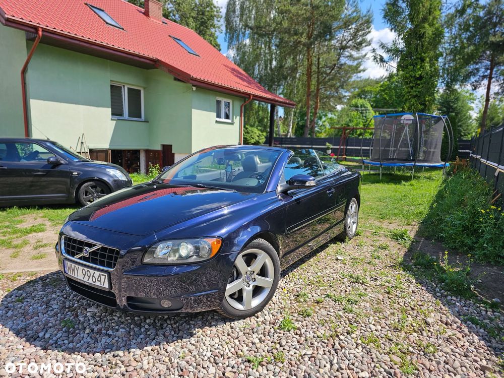Volvo C70 2.0D Momentum - 5