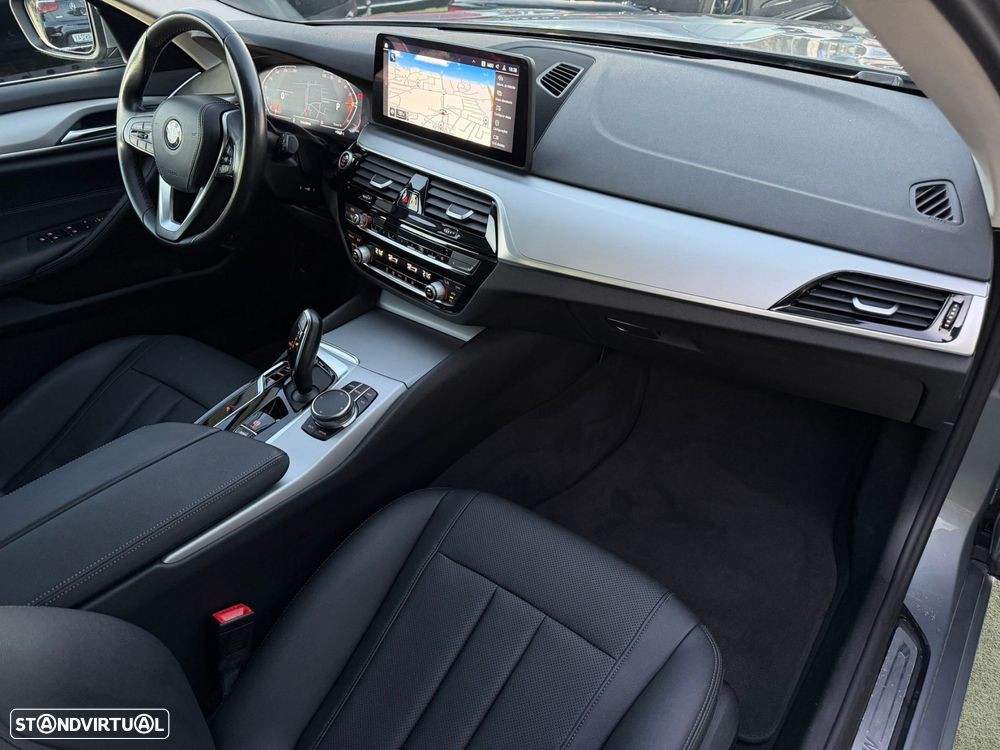 BMW 520 d Auto - 16