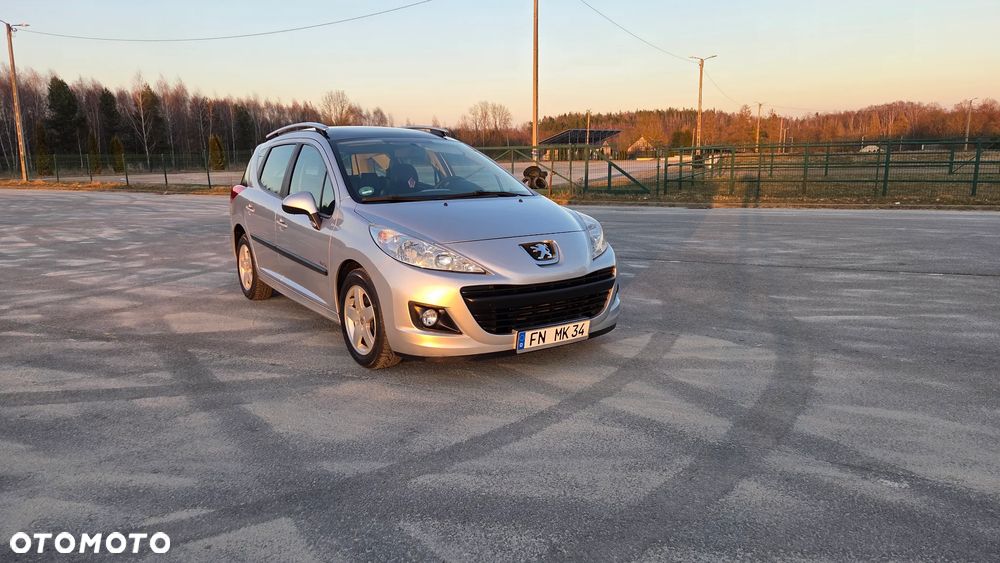 Peugeot 207 95 VTi Urban Style - 1