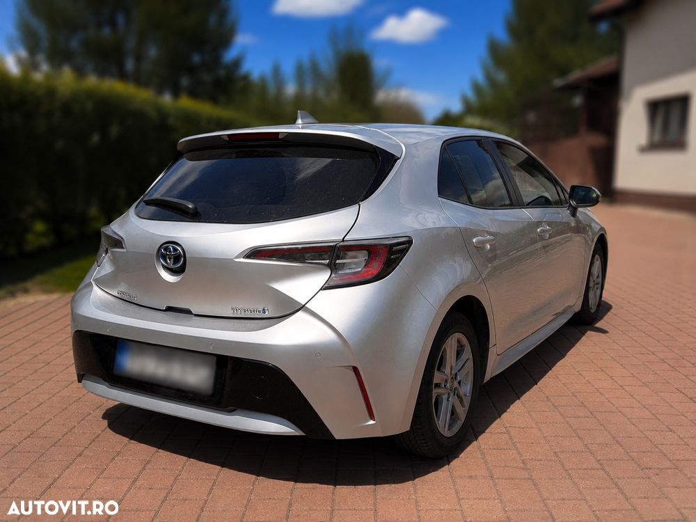 Toyota Corolla 1.8 Business Edition - 6