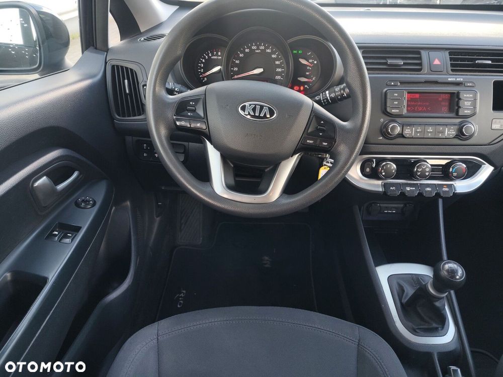 Kia Rio 1.2 M - 13