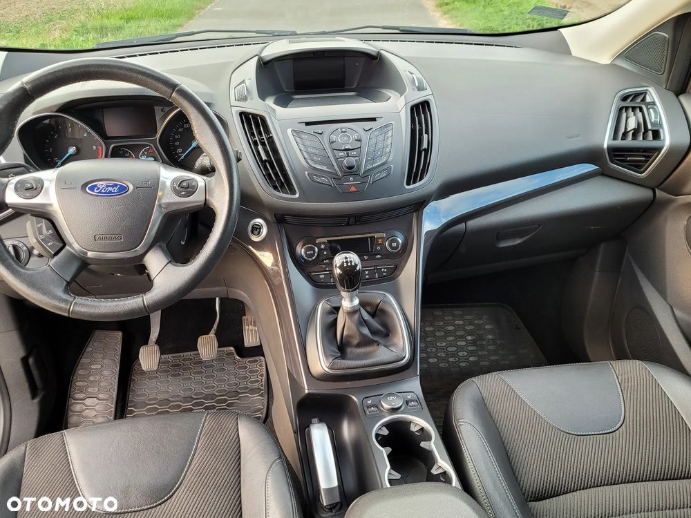 Ford Kuga 2.0 TDCi 4WD Titanium - 17