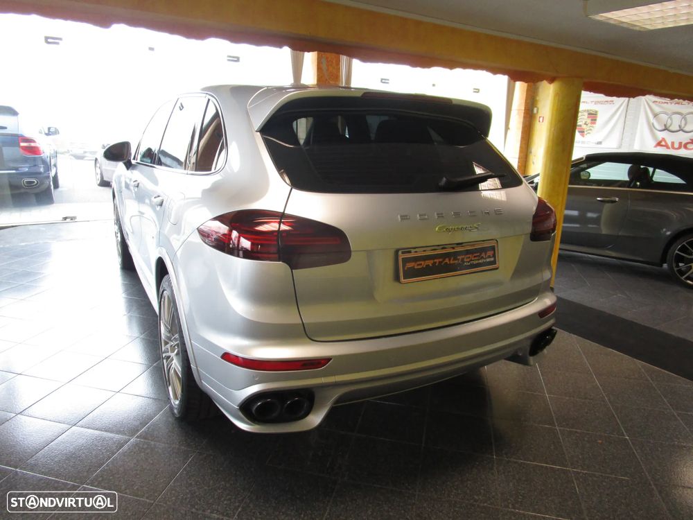 Porsche Cayenne S Tiptronic S - 14