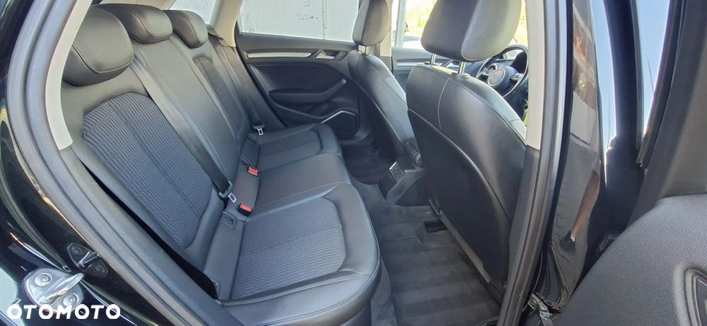 Audi A3 Sportback 2.0 TDI design - 22