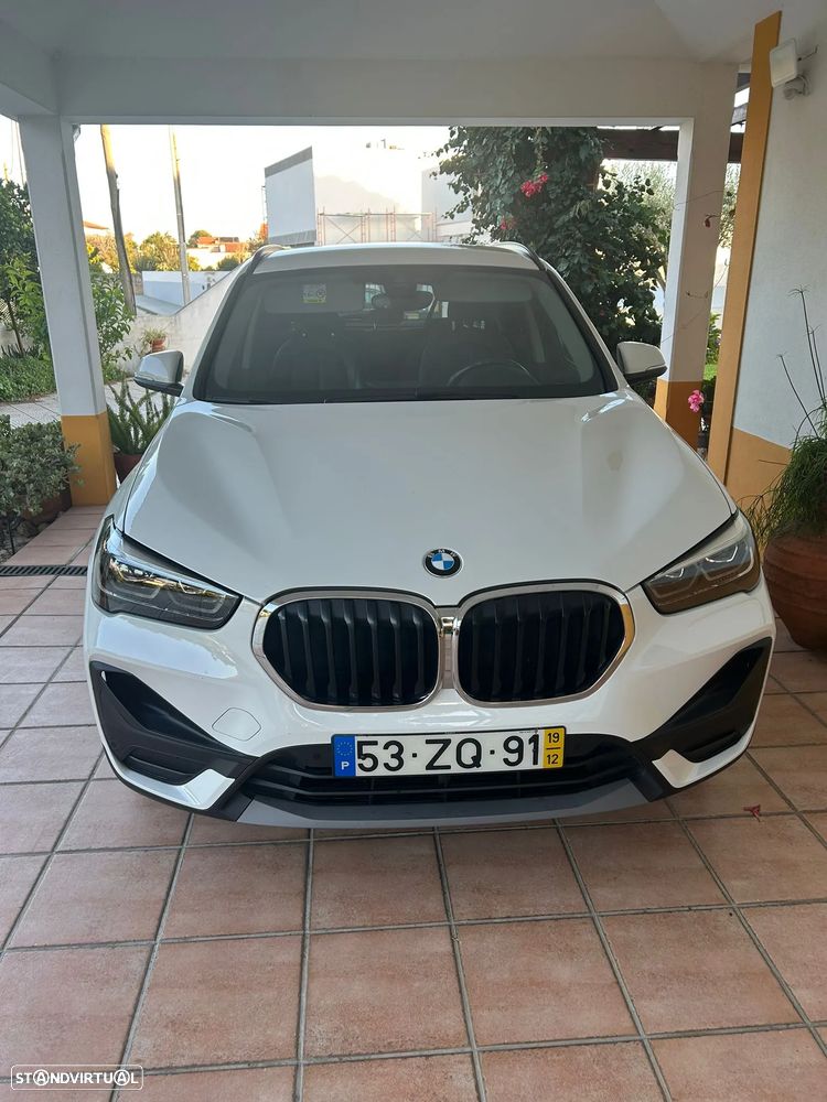 BMW X1 18 d sDrive Auto Line Sport - 3