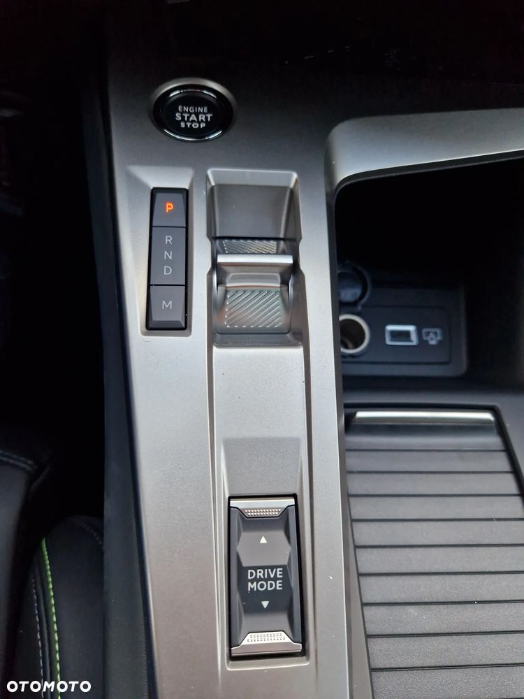 Peugeot 408 1.2 PureTech mHEV GT Exclusive S&S e-DSC6 - 20