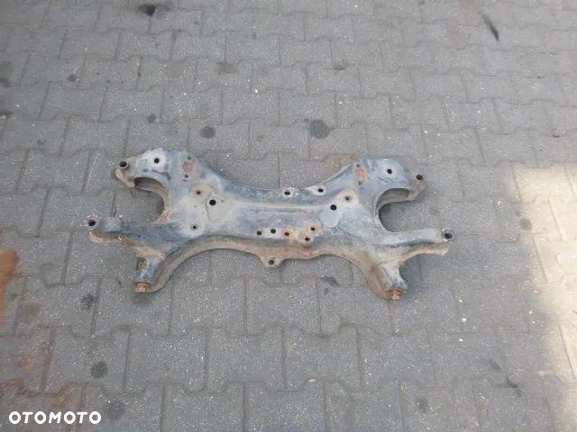 SANKI PRZÓD PRZEDNIE TOYOTA COROLLA E12 1.4 D4D - 1