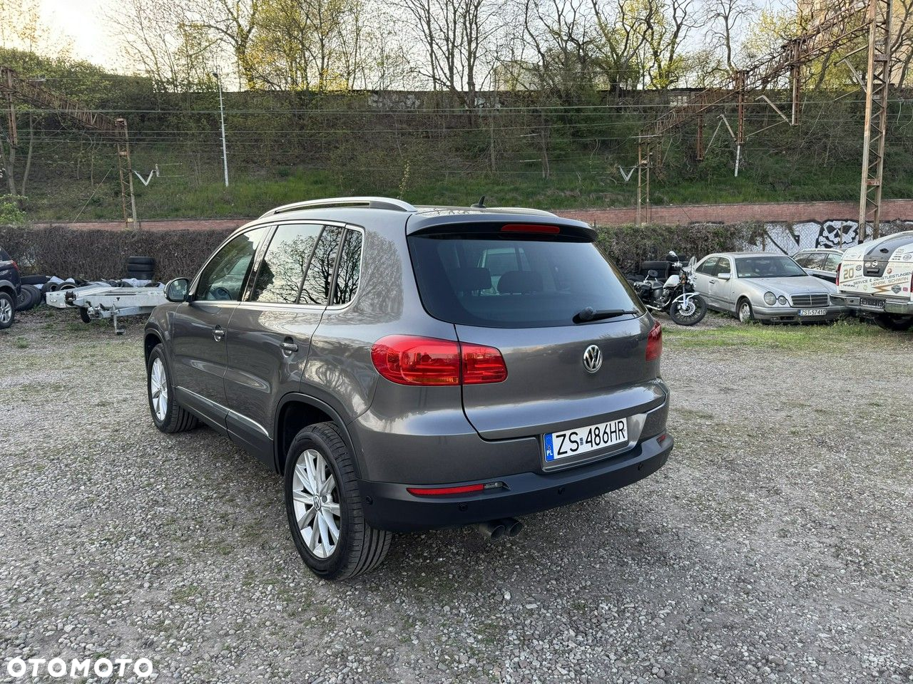 Volkswagen Tiguan - 31