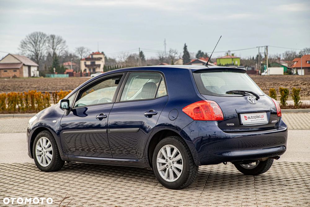 Toyota Auris 1.6 VVT-i Premium - 6