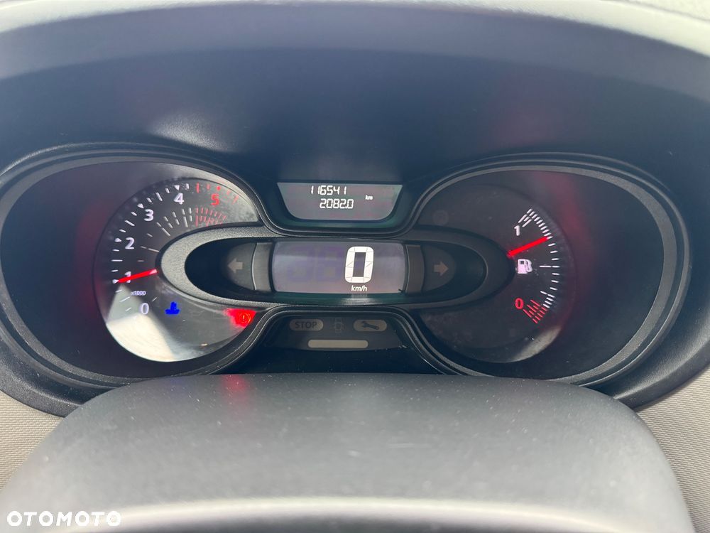 Renault Trafic - 21