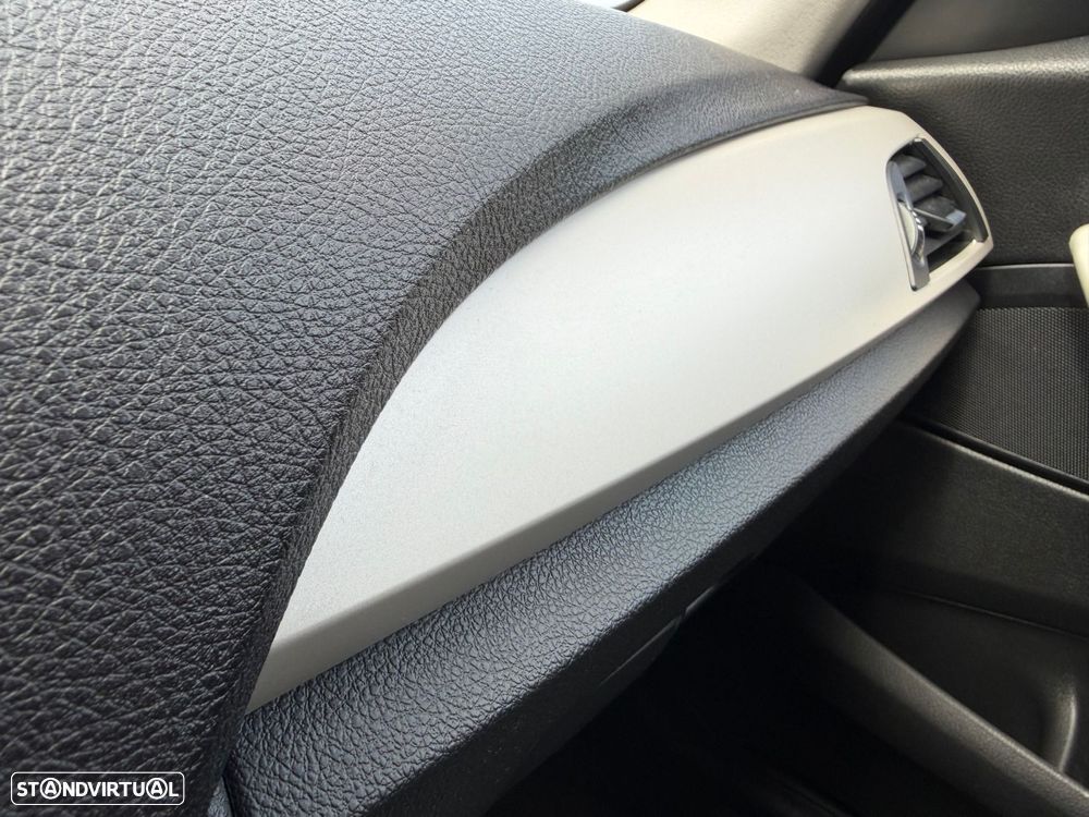 BMW 116 d Sport Line - 16