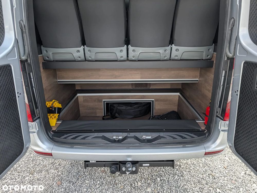 Mercedes-Benz Sprinter 519 - 8