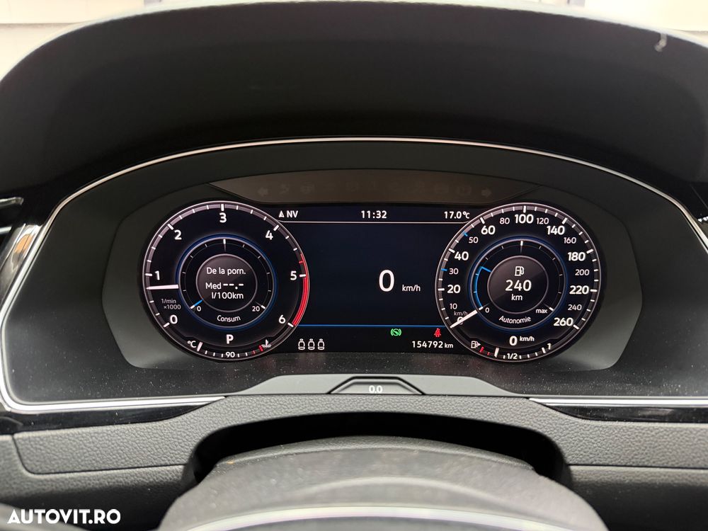 Volkswagen Passat 2.0 TDI DSG Highline - 17